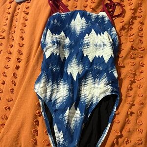 Jolyn ryker onesie size 30